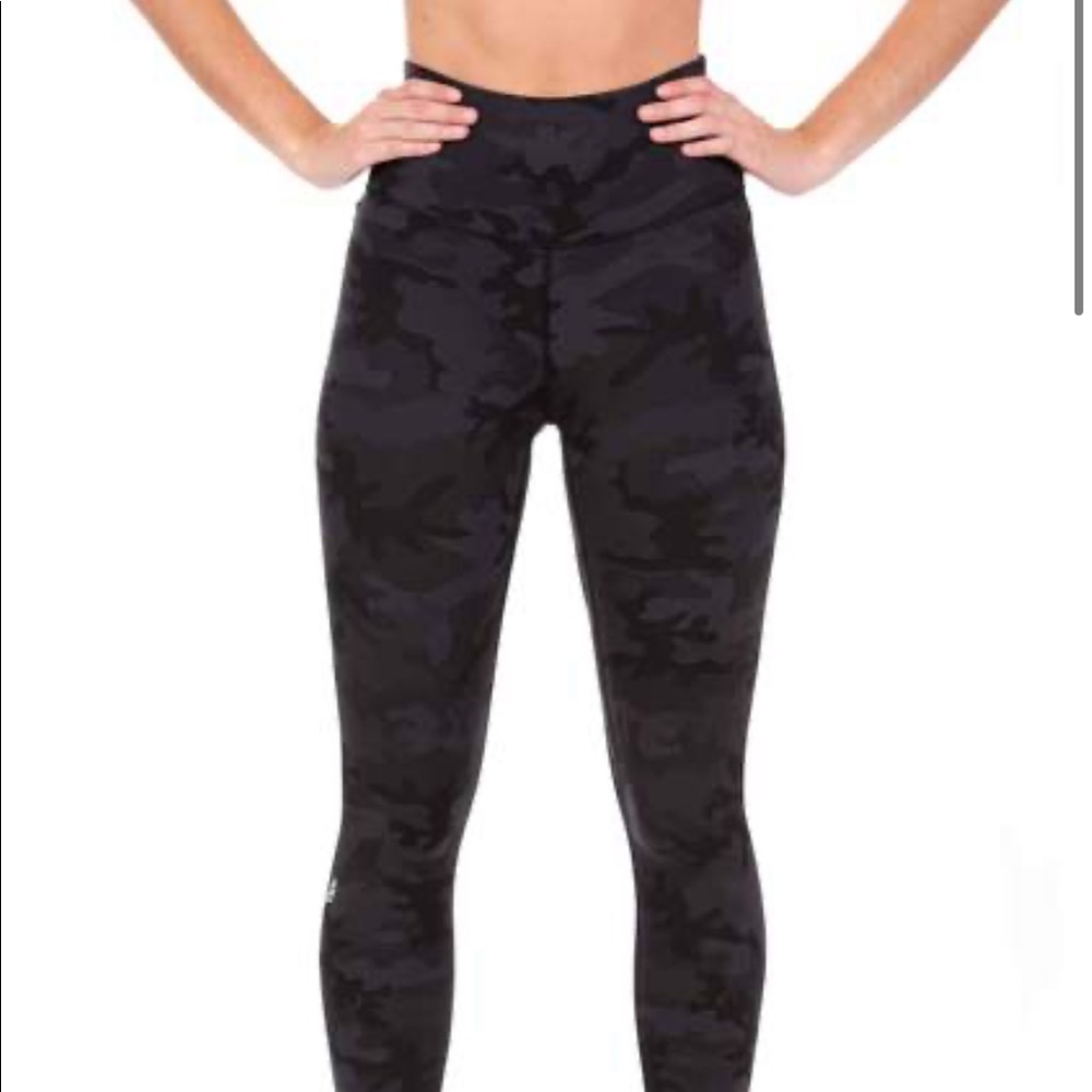 ISO of ptula stealth leggings